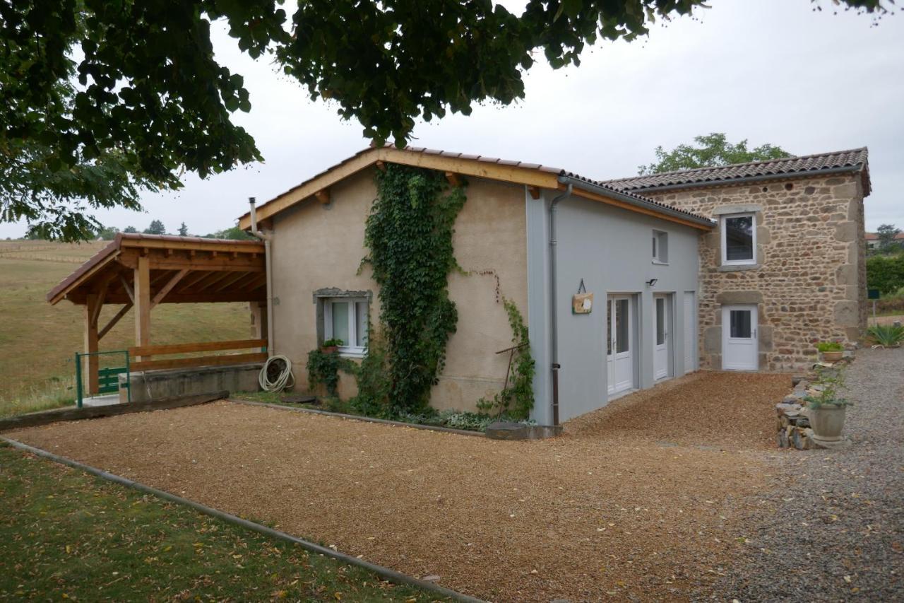La Bergerie Des Moureres Villa Trezioux Екстериор снимка