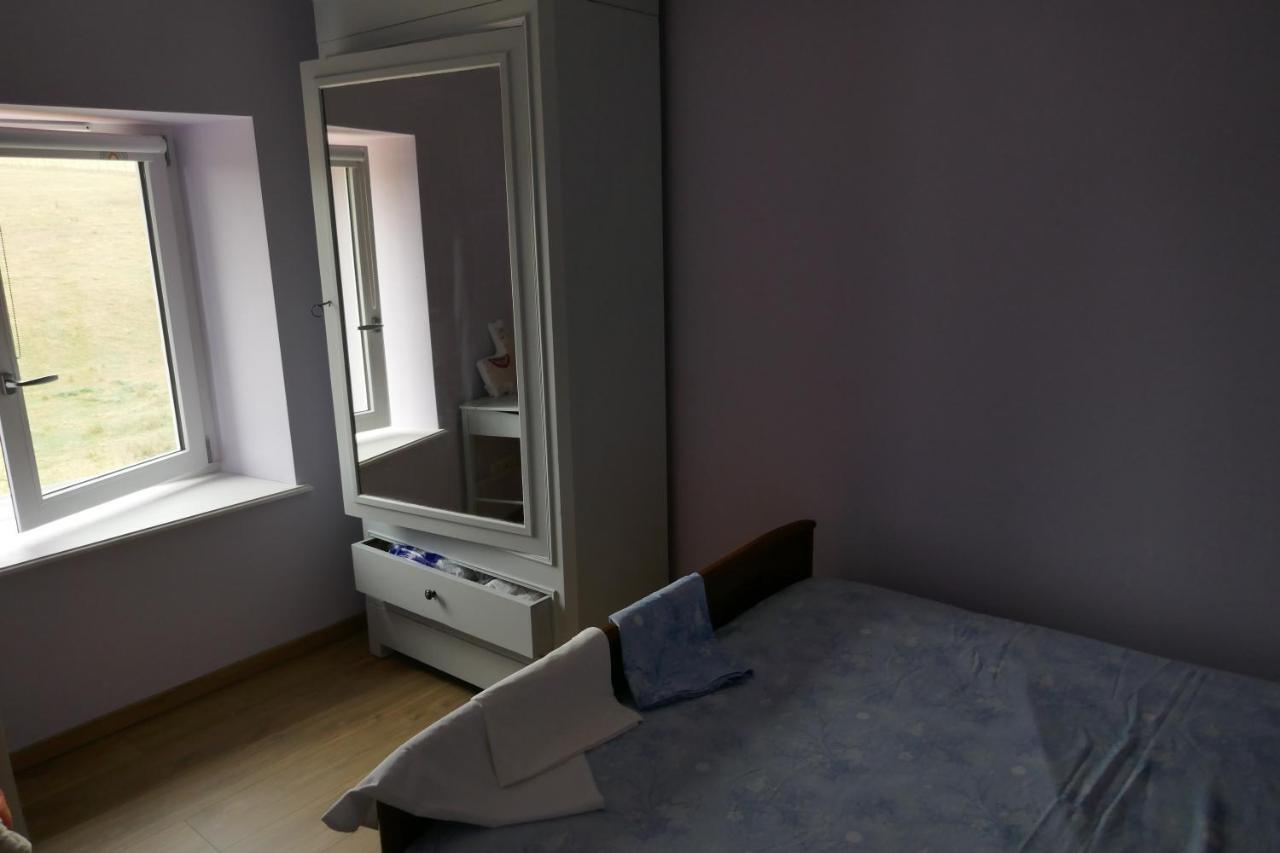 La Bergerie Des Moureres Villa Trezioux Екстериор снимка